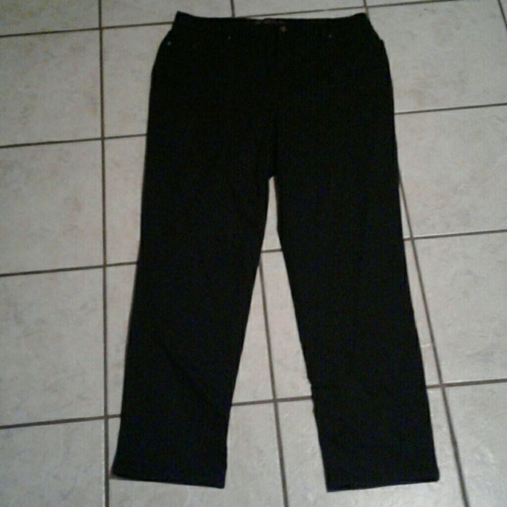 Gloria Vanderbilt jeans